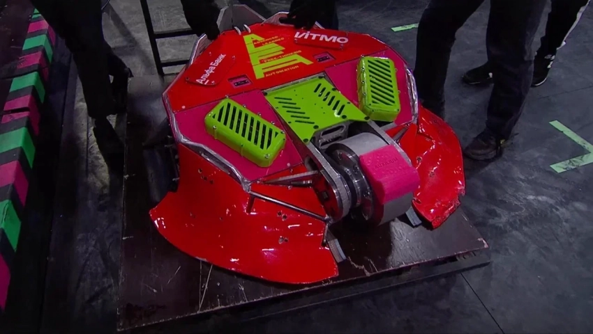 Инженеры из Санкт-Петербурга оснастили боевого робота искусственным интеллектом