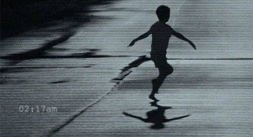 Дети сбегают из дому в первом тизере хоррора «Оружие»