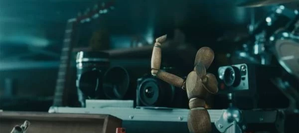 Apple извинилась за рекламу, которая уничтожила человеческое творчество ради создания iPad – Портал статей