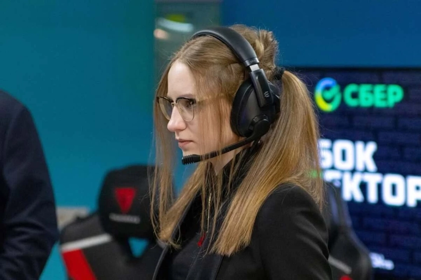 Кастер Vasilisa по Dota 2 раскритиковала Team Falcons за бездумный фид в плей-офф